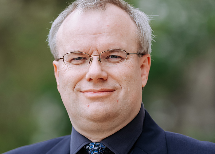 Peter Harms, professeur associé à HEC Montréal