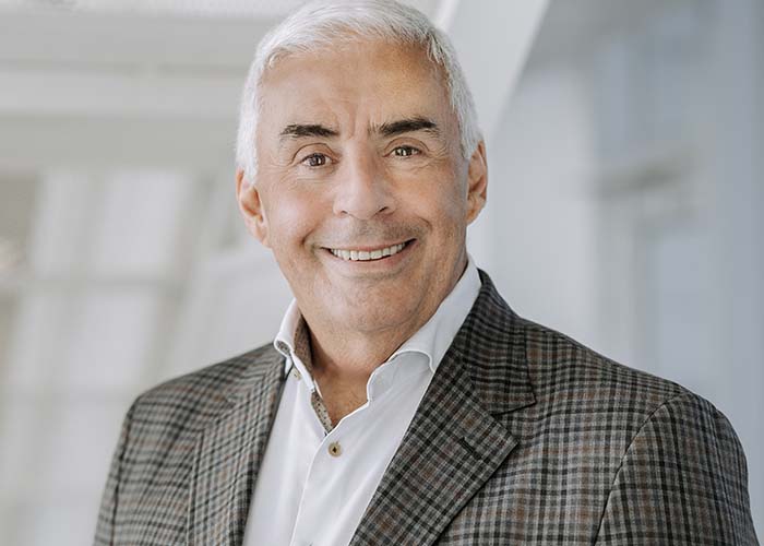 Robert Dutton