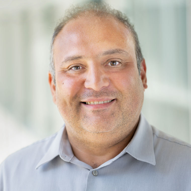 Muhammad Aljukhadar Muhammad Aljukhadar